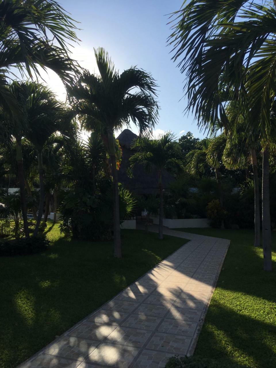 Large House - Walking To Beach - 10 Guests! Cancún Buitenkant foto