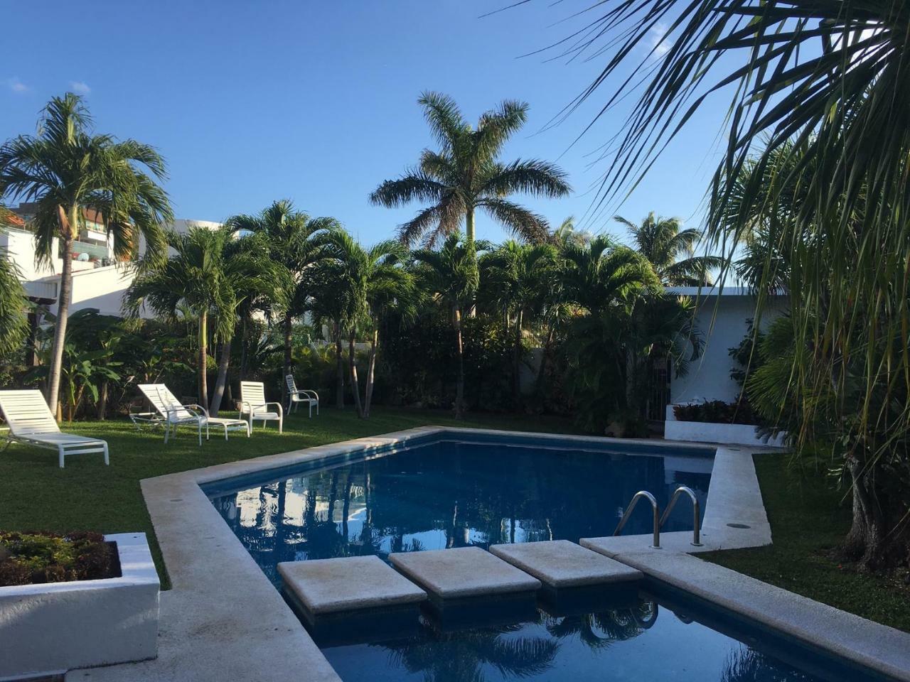 Large House - Walking To Beach - 10 Guests! Cancún Buitenkant foto